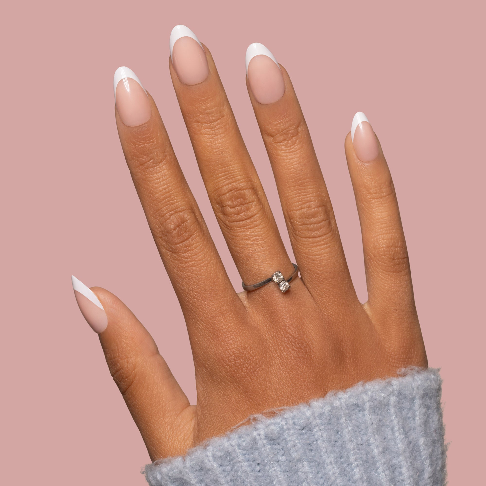 The Classic Medium Almond